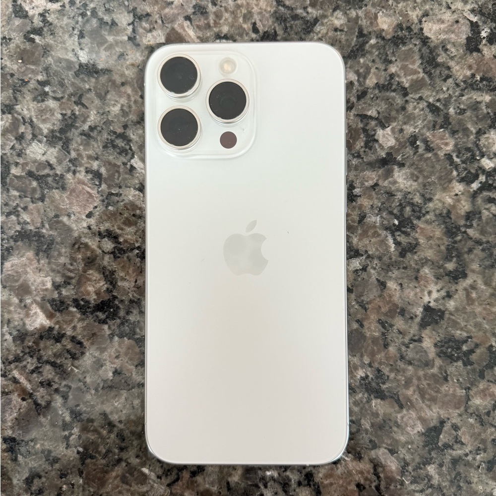 Brand New Iphone 15 Pro Max 512 GB